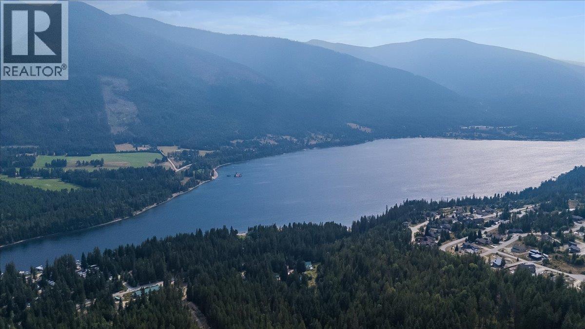 7025 Rogers Road, Balfour, British Columbia V1L 6S5 - Photo 3 - 10397833