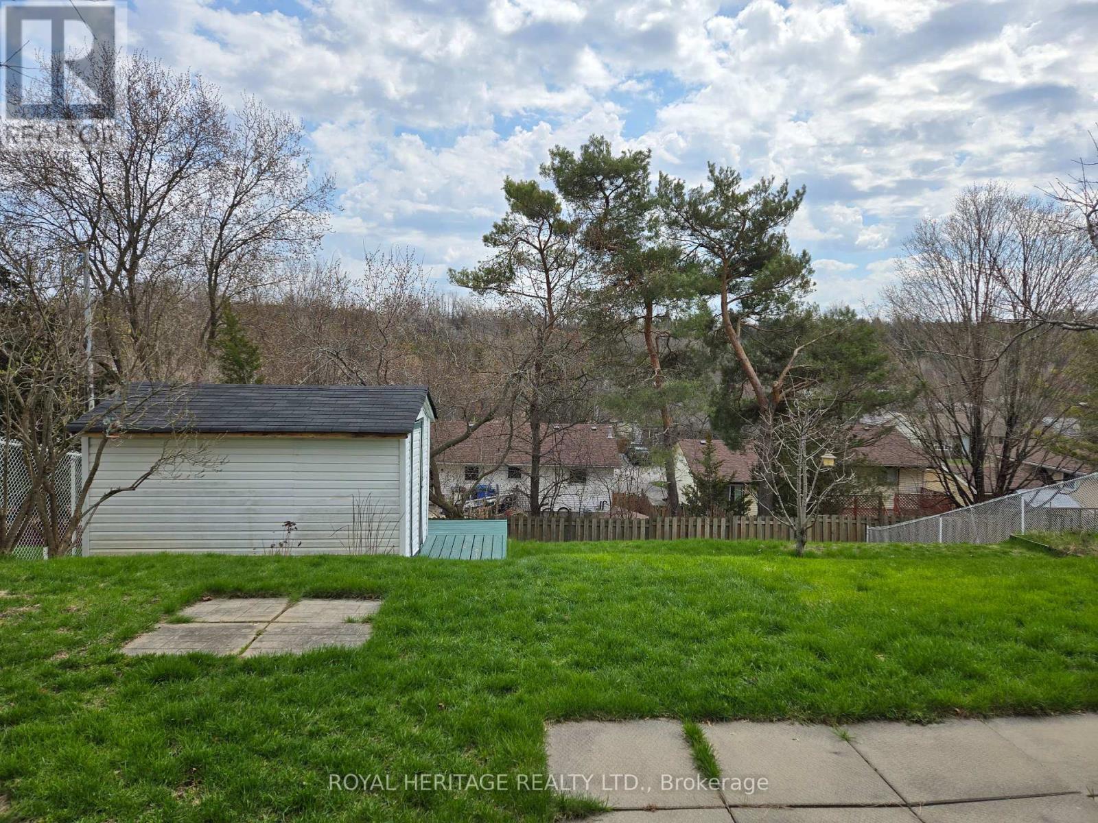 29 Fleming Road SW, Quinte West, Ontario  K8V 6P7 - Photo 2 - X13697932