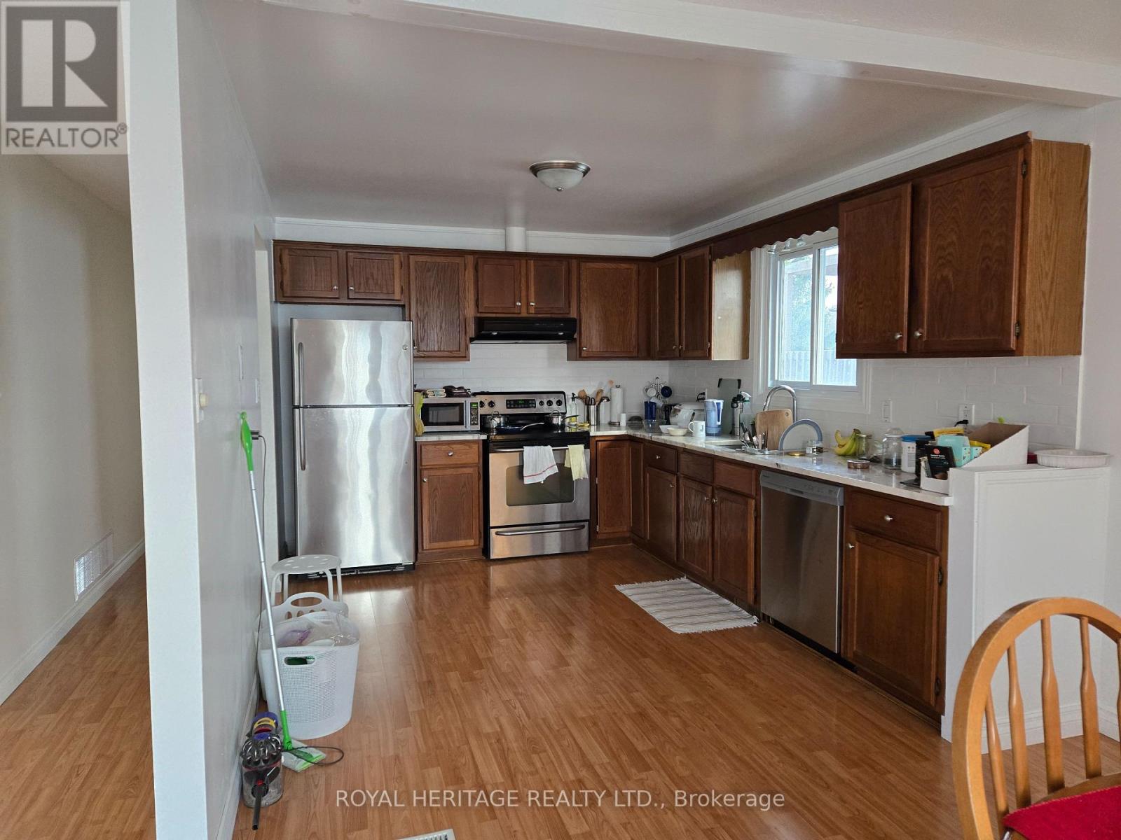 29 Fleming Road SW, Quinte West, Ontario  K8V 6P7 - Photo 3 - X13697932