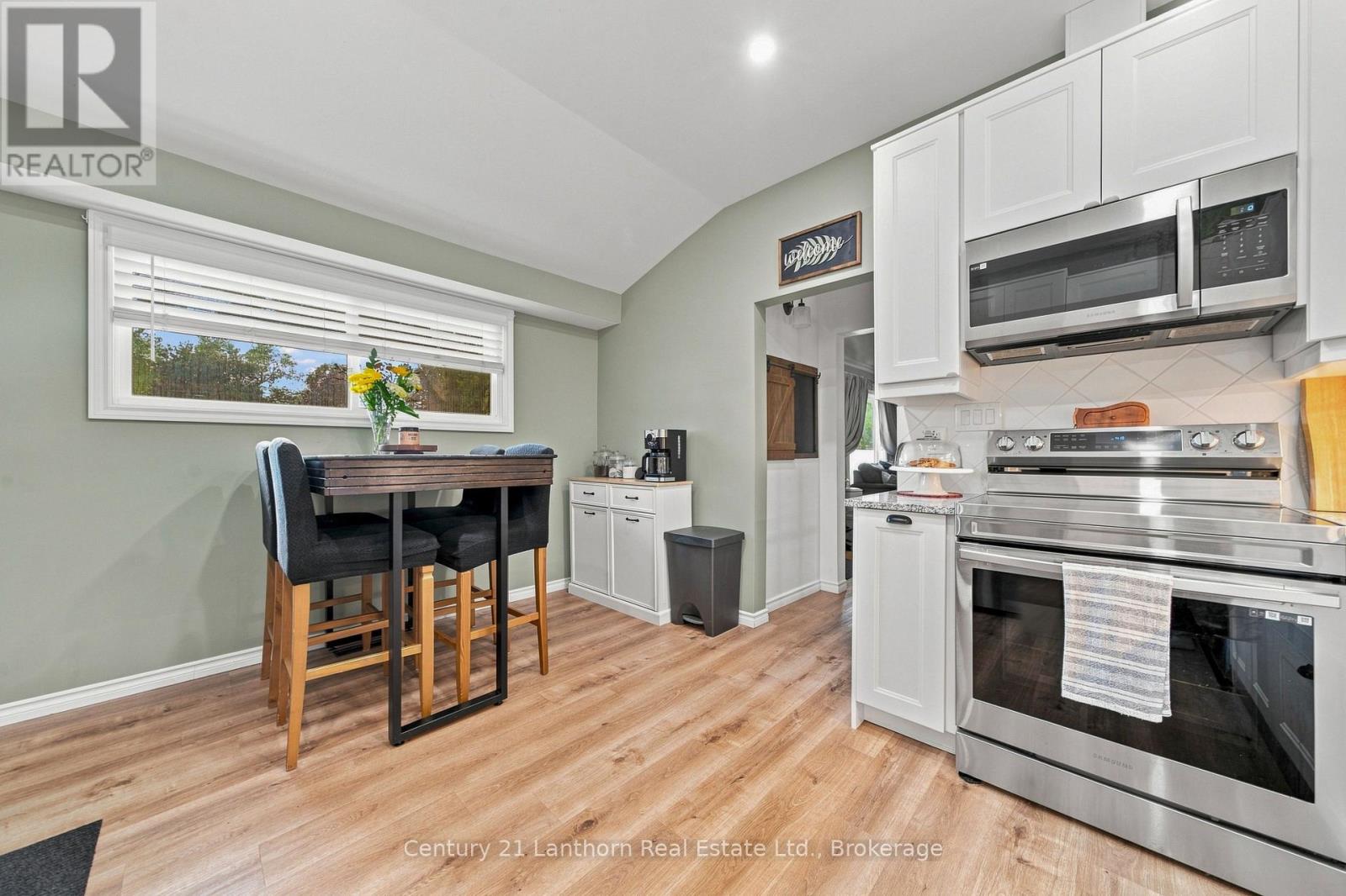 169 Farley Avenue, Belleville, Ontario  K8N 4L3 - Photo 4 - X13697964