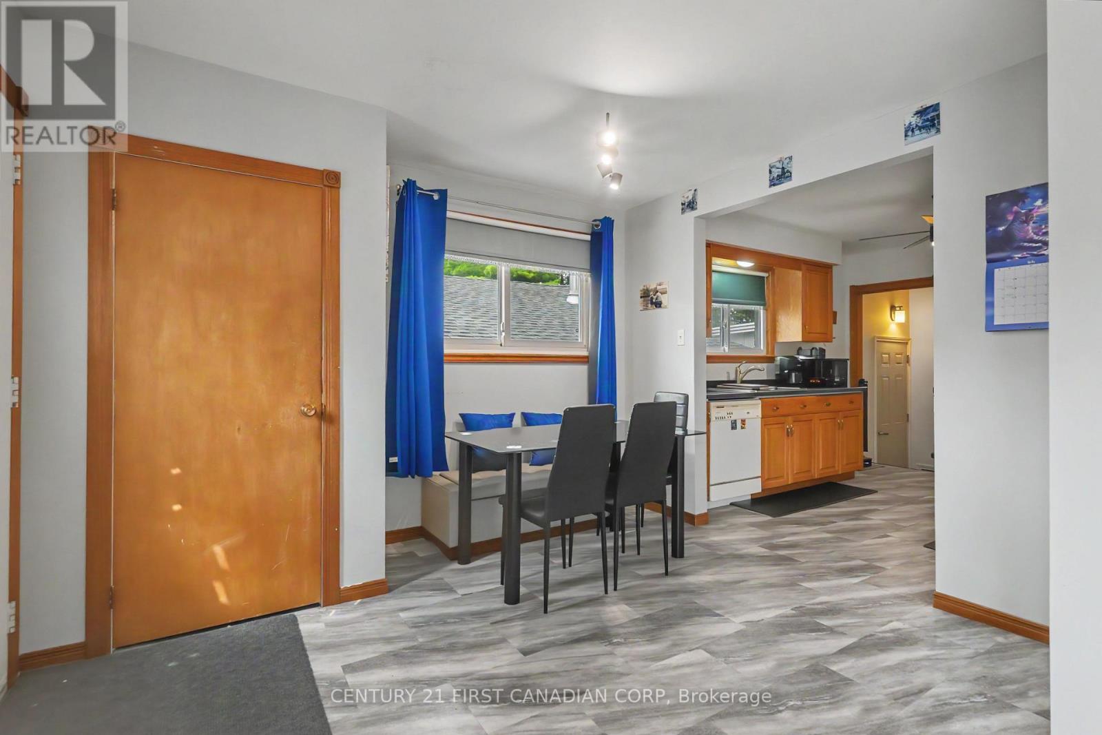 44 Dale Drive, Thames Centre, Ontario  N0L 1G2 - Photo 5 - X13697894