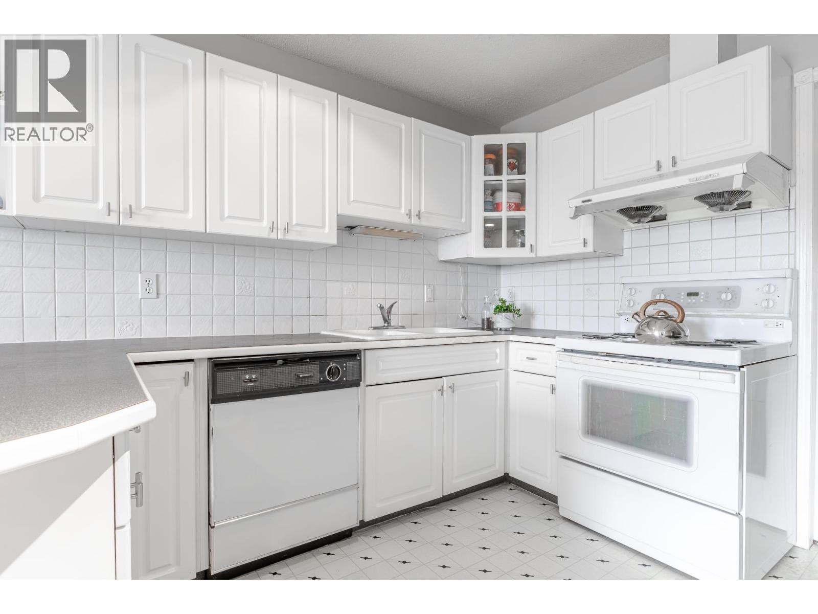 620 Thirteenth Street, New Westminster, British Columbia  V3M 4M4 - Photo 16 - R3157581