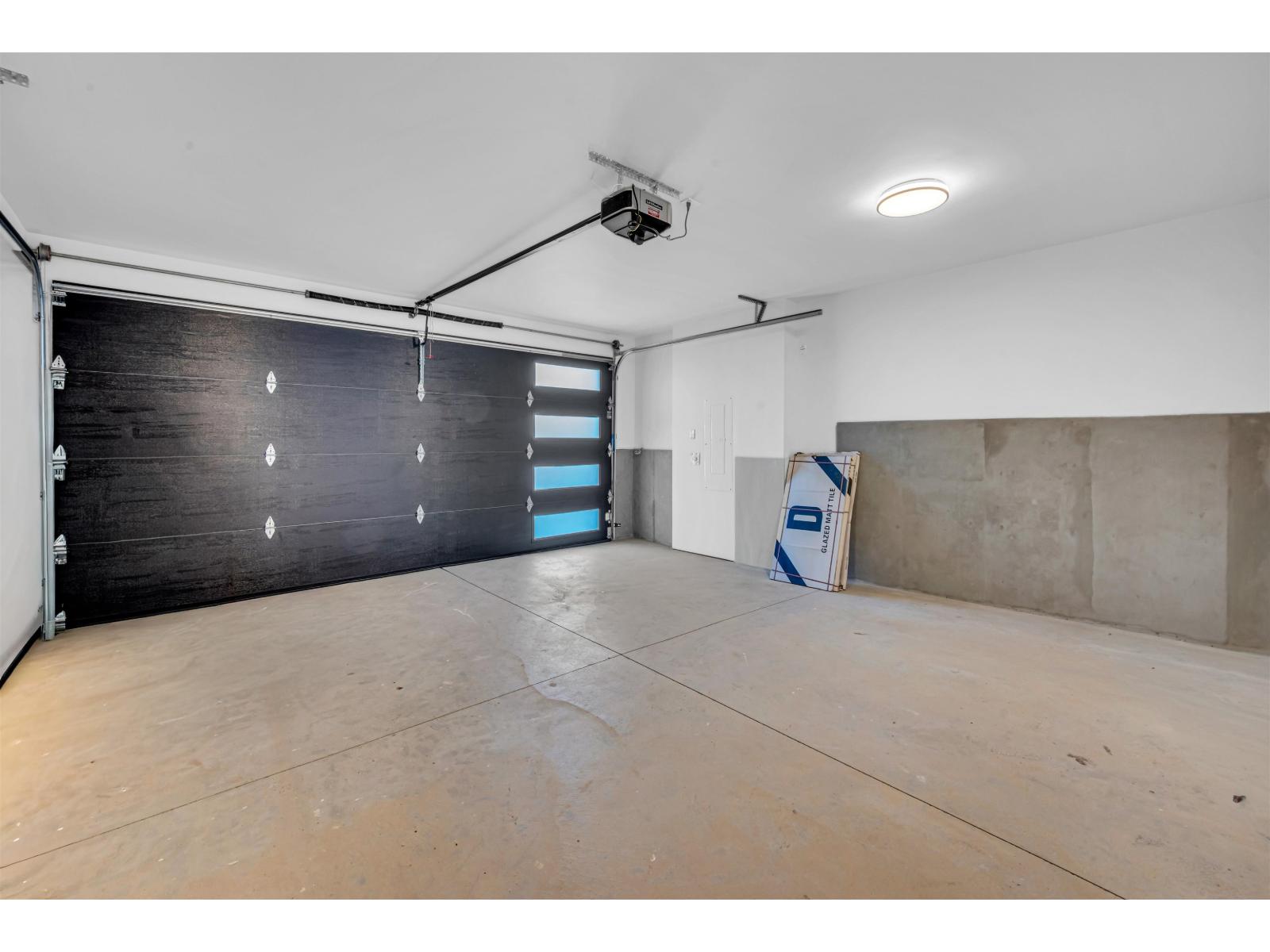 6911 205 Street, Langley, British Columbia  V2Y 1R2 - Photo 6 - R3157502