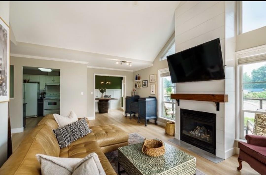 305 33150 4th Avenue, Mission, British Columbia  V2V 7A3 - Photo 3 - R3157624