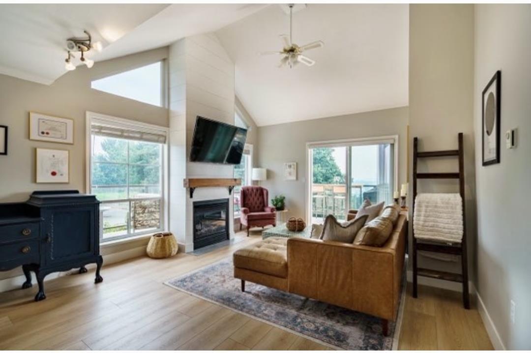 305 33150 4TH AVENUE, Mission, British Columbia