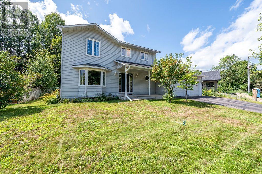 4 Banting Drive, Deep River, Ontario K0J 1P0 - Photo 2 - X13697944