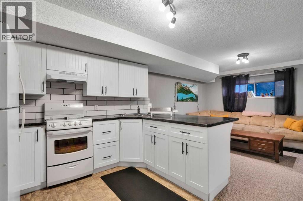 3429 Cedarille Drive SW, Calgary, Alberta  T2W 3J3 - Photo 42 - A2339014
