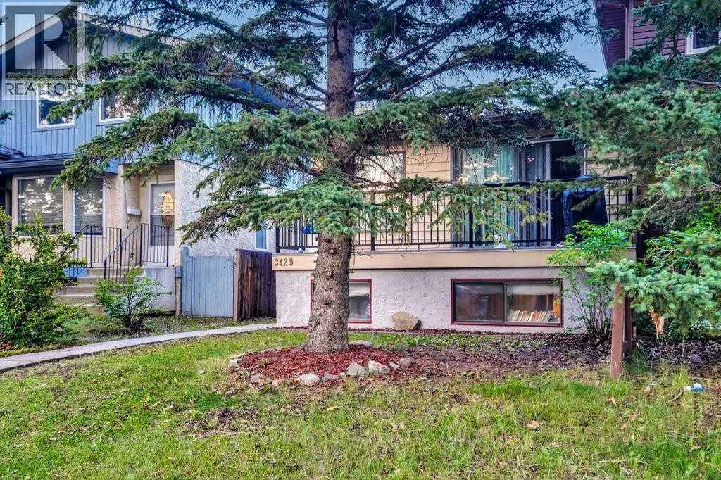 3429 Cedarille Drive SW, Calgary, Alberta  T2W 3J3 - Photo 5 - A2339014
