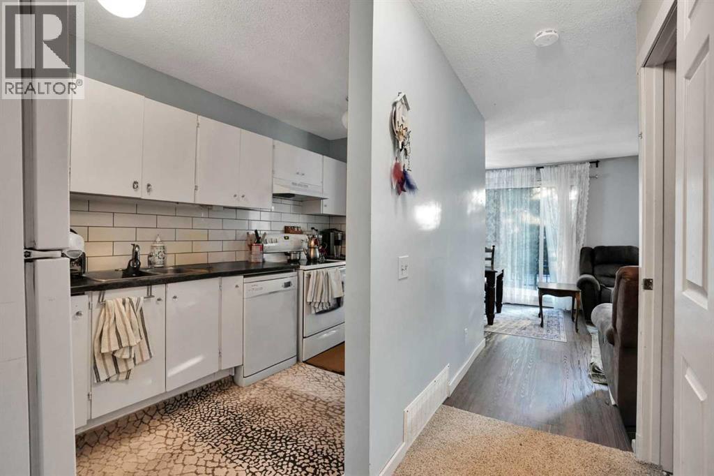 3429 Cedarille Drive SW, Calgary, Alberta  T2W 3J3 - Photo 20 - A2339014