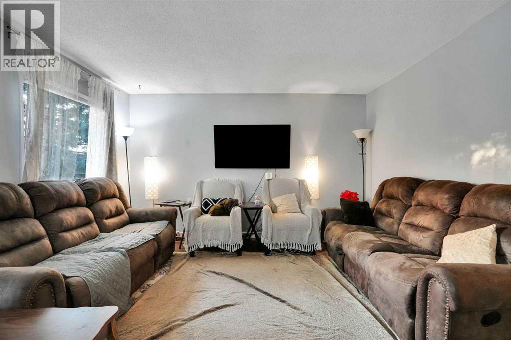 3429 Cedarille Drive SW, Calgary, Alberta  T2W 3J3 - Photo 13 - A2339014