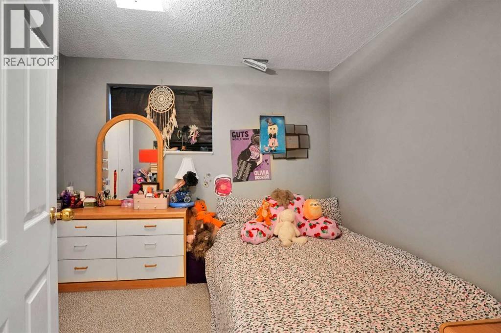 3429 Cedarille Drive SW, Calgary, Alberta  T2W 3J3 - Photo 32 - A2339014
