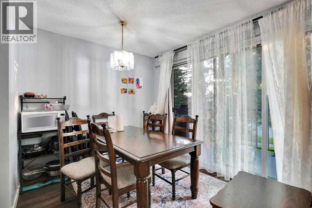 3429 Cedarille Drive SW, Calgary, Alberta  T2W 3J3 - Photo 14 - A2339014