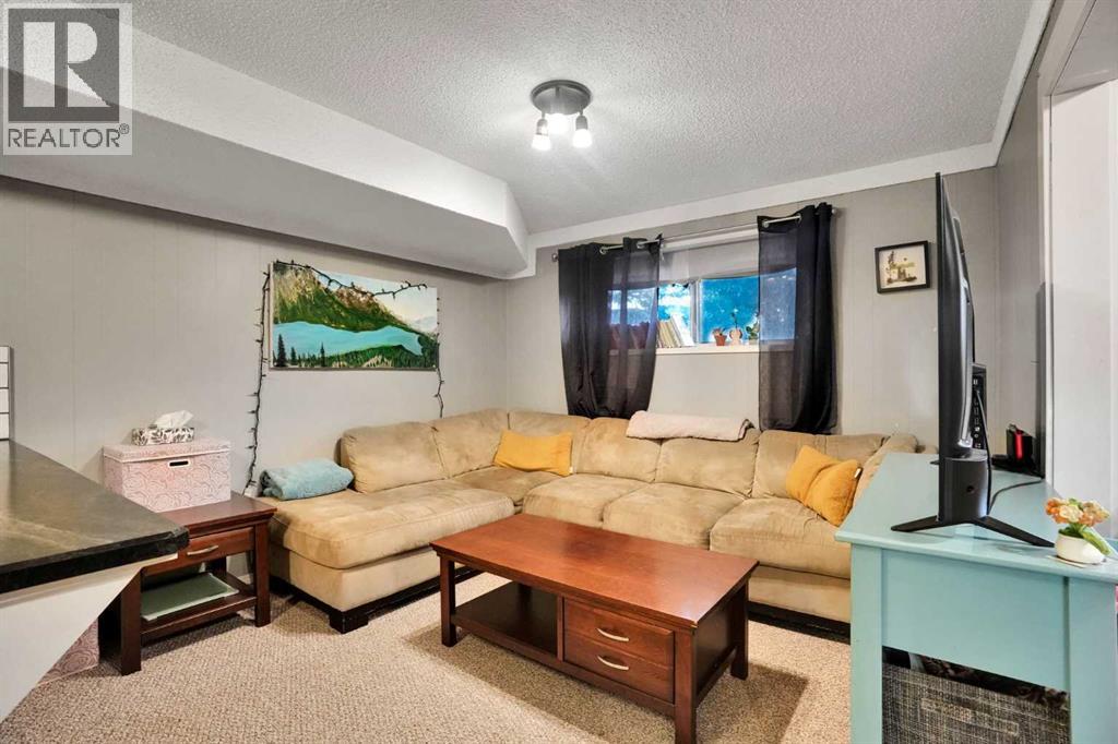 3429 Cedarille Drive SW, Calgary, Alberta  T2W 3J3 - Photo 37 - A2339014