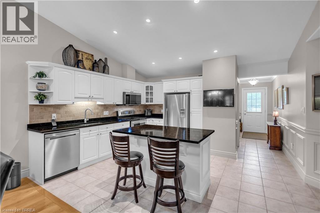 633 Park Road N Unit# 13, Brantford, Ontario  N3R 8B6 - Photo 5 - 40855695