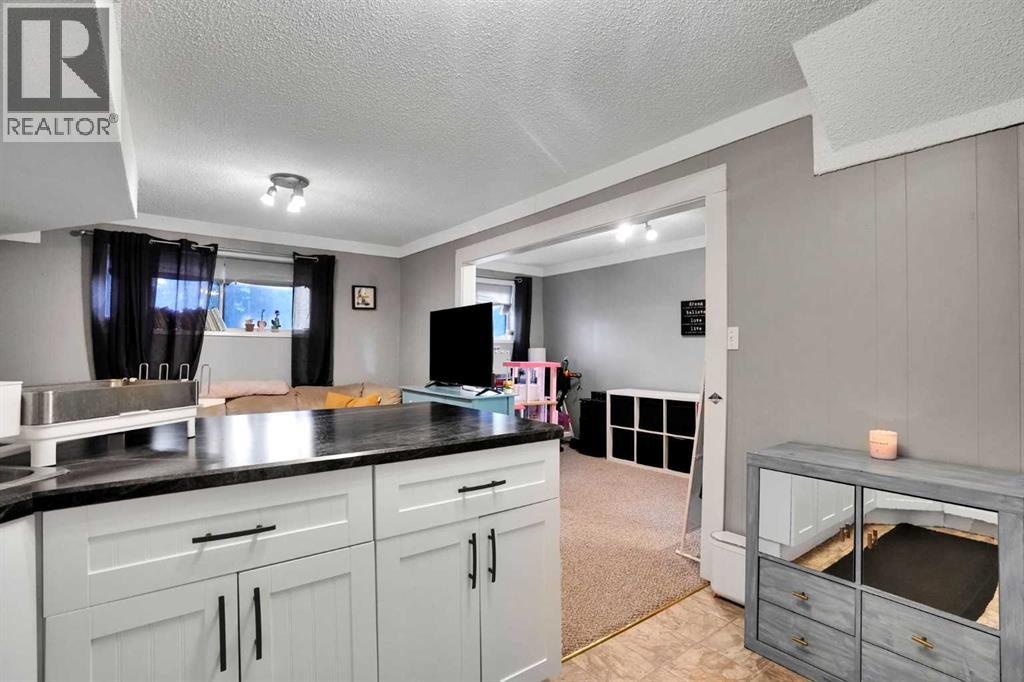 3429 Cedarille Drive SW, Calgary, Alberta  T2W 3J3 - Photo 43 - A2339014