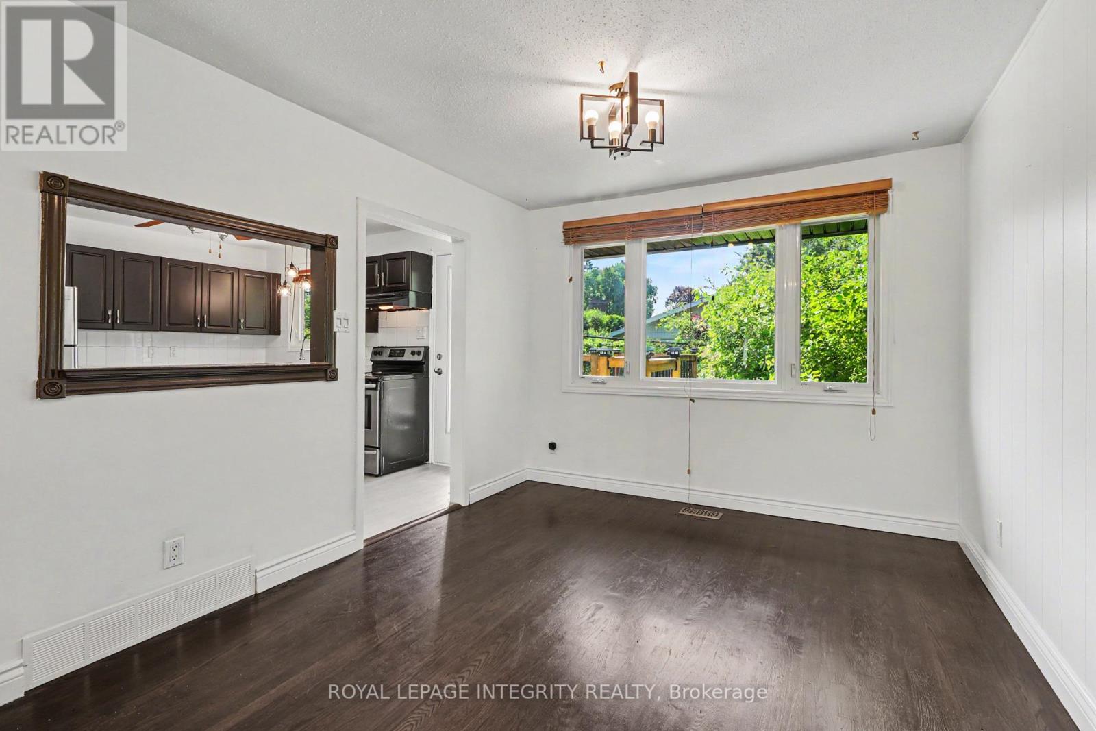 1034 Walkley Road, Ottawa, Ontario  K1V 6R2 - Photo 12 - X13697972