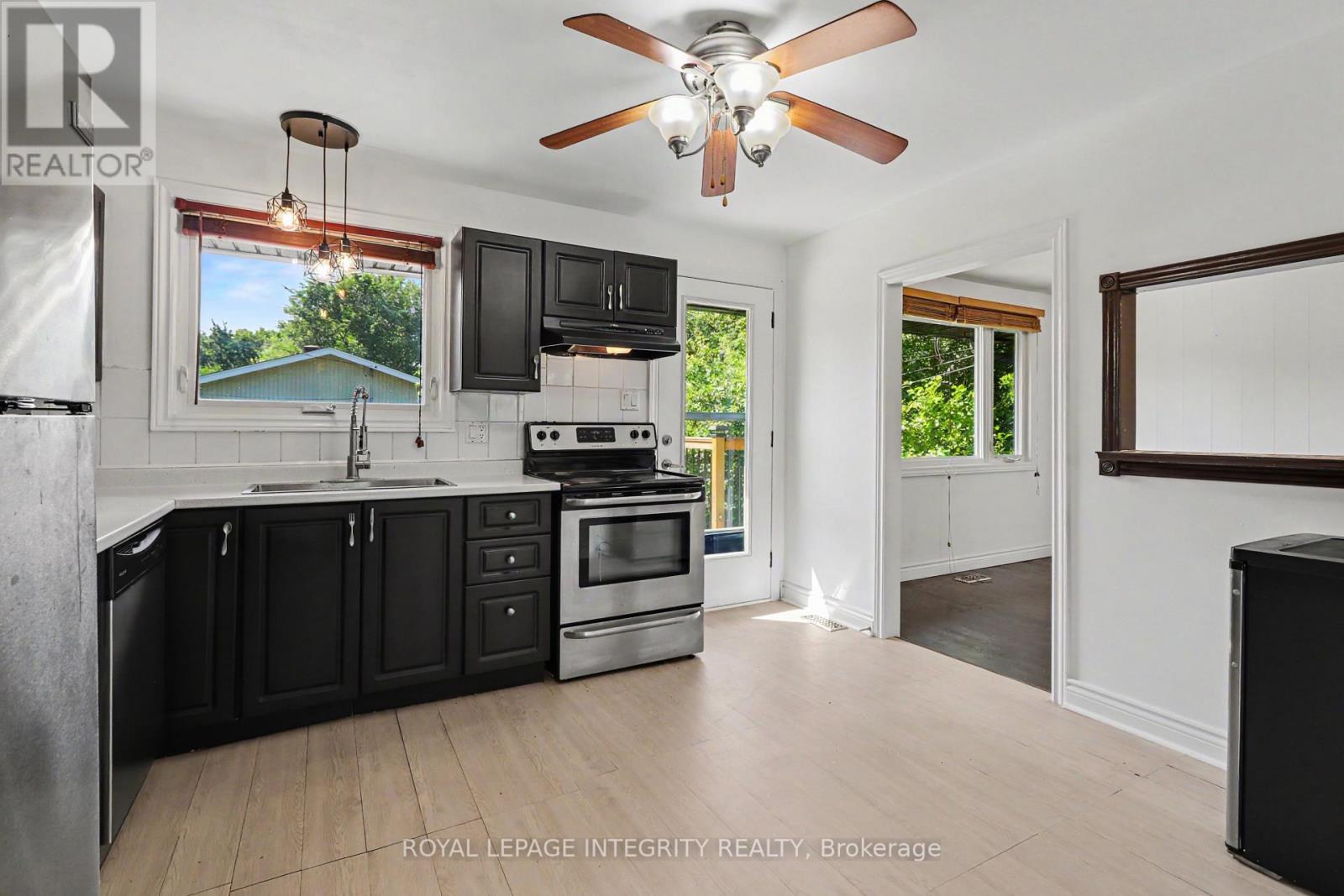 1034 Walkley Road, Ottawa, Ontario  K1V 6R2 - Photo 13 - X13697972