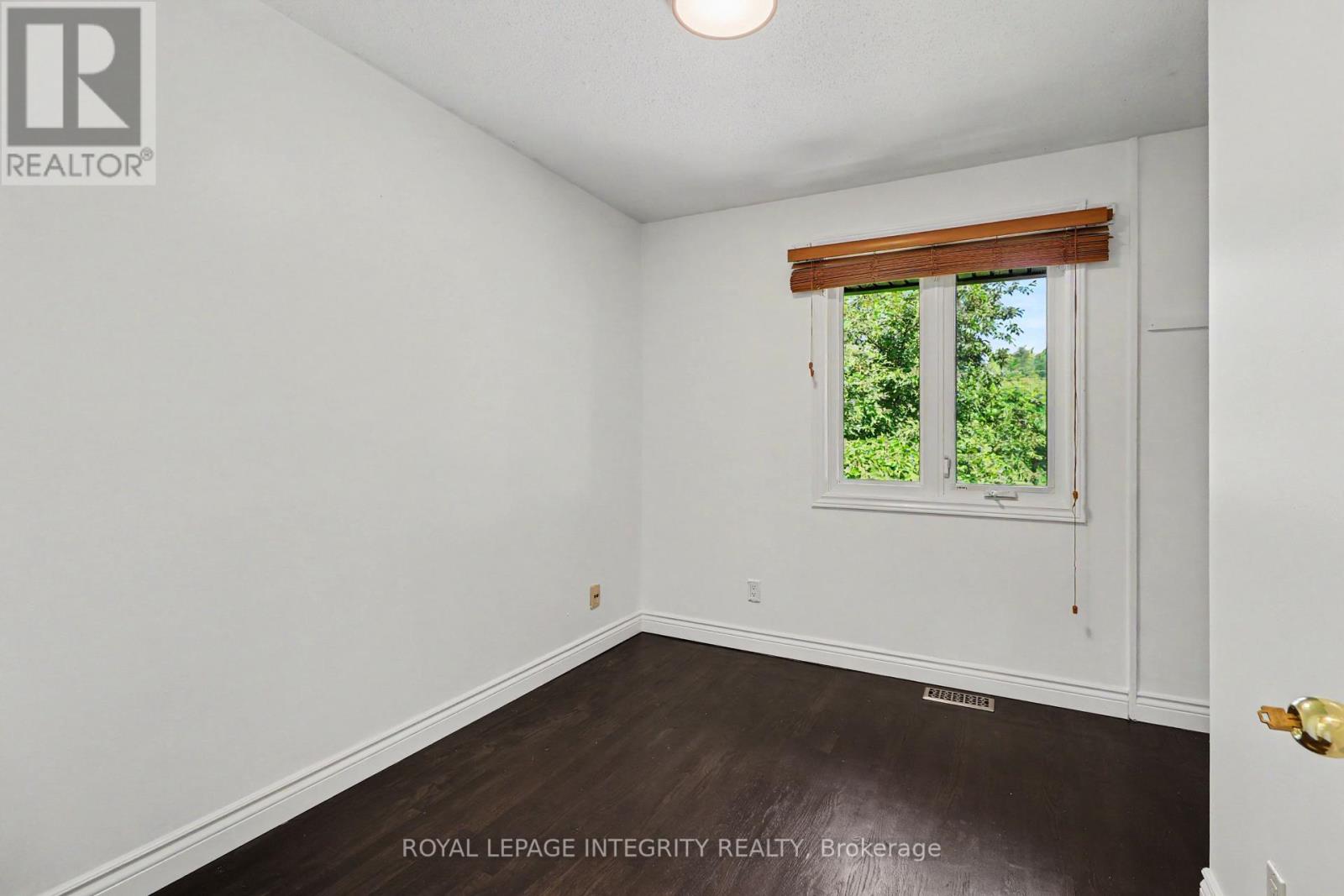 1034 Walkley Road, Ottawa, Ontario  K1V 6R2 - Photo 16 - X13697972