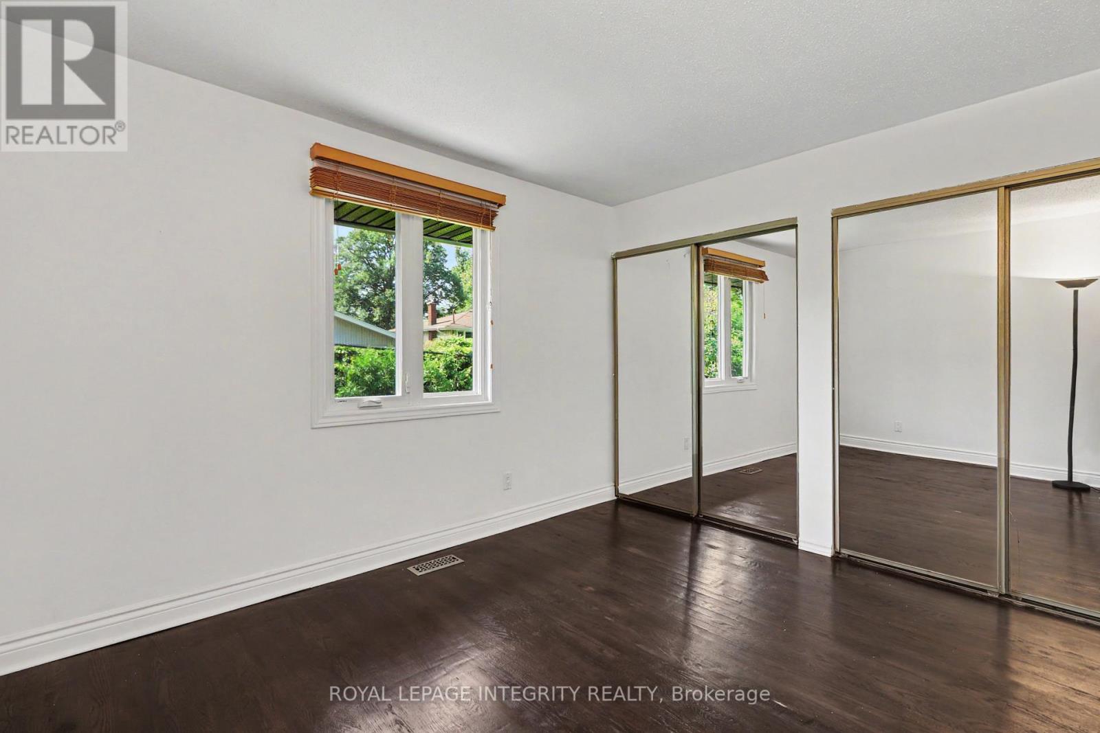 1034 Walkley Road, Ottawa, Ontario  K1V 6R2 - Photo 18 - X13697972
