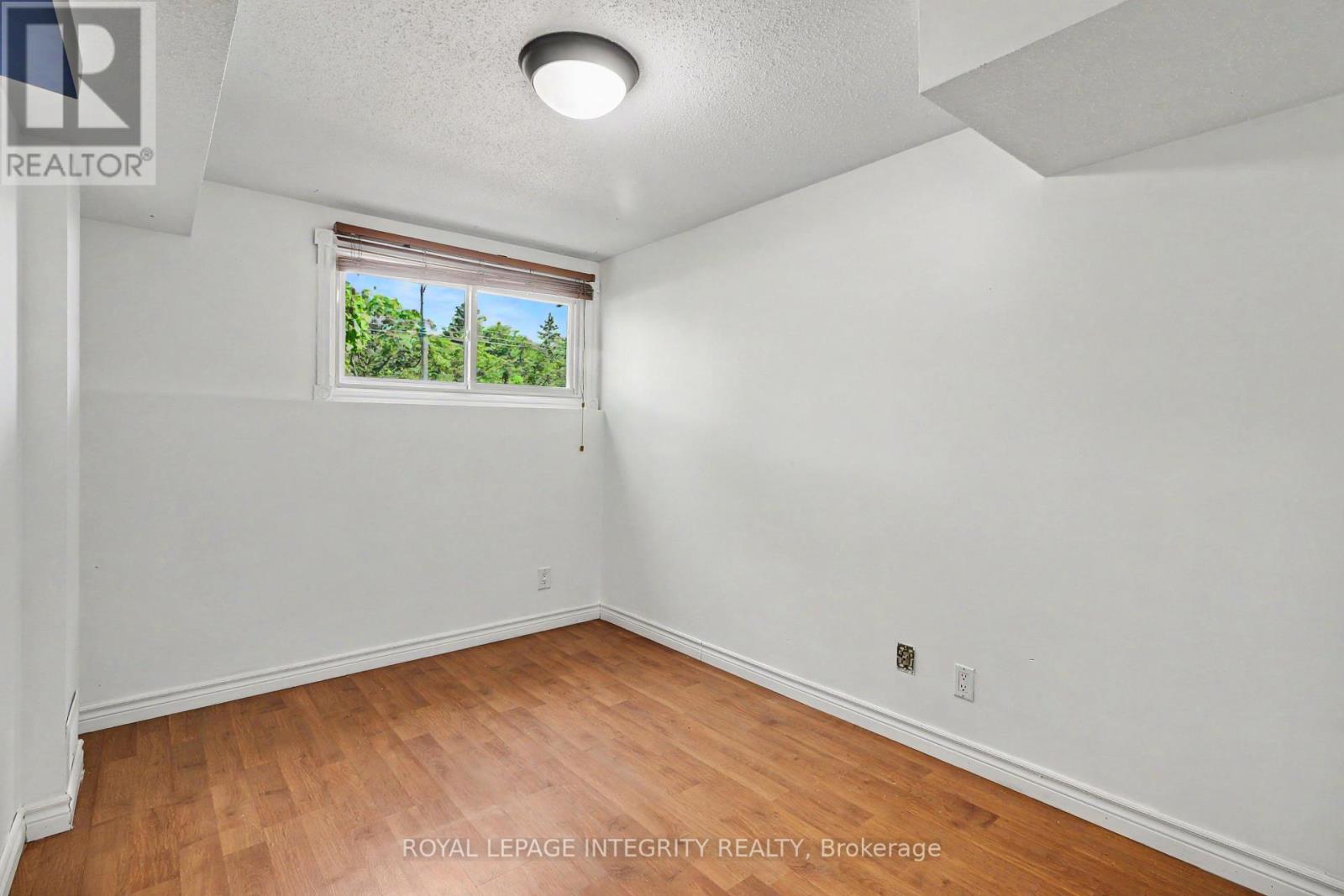 1034 Walkley Road, Ottawa, Ontario  K1V 6R2 - Photo 19 - X13697972