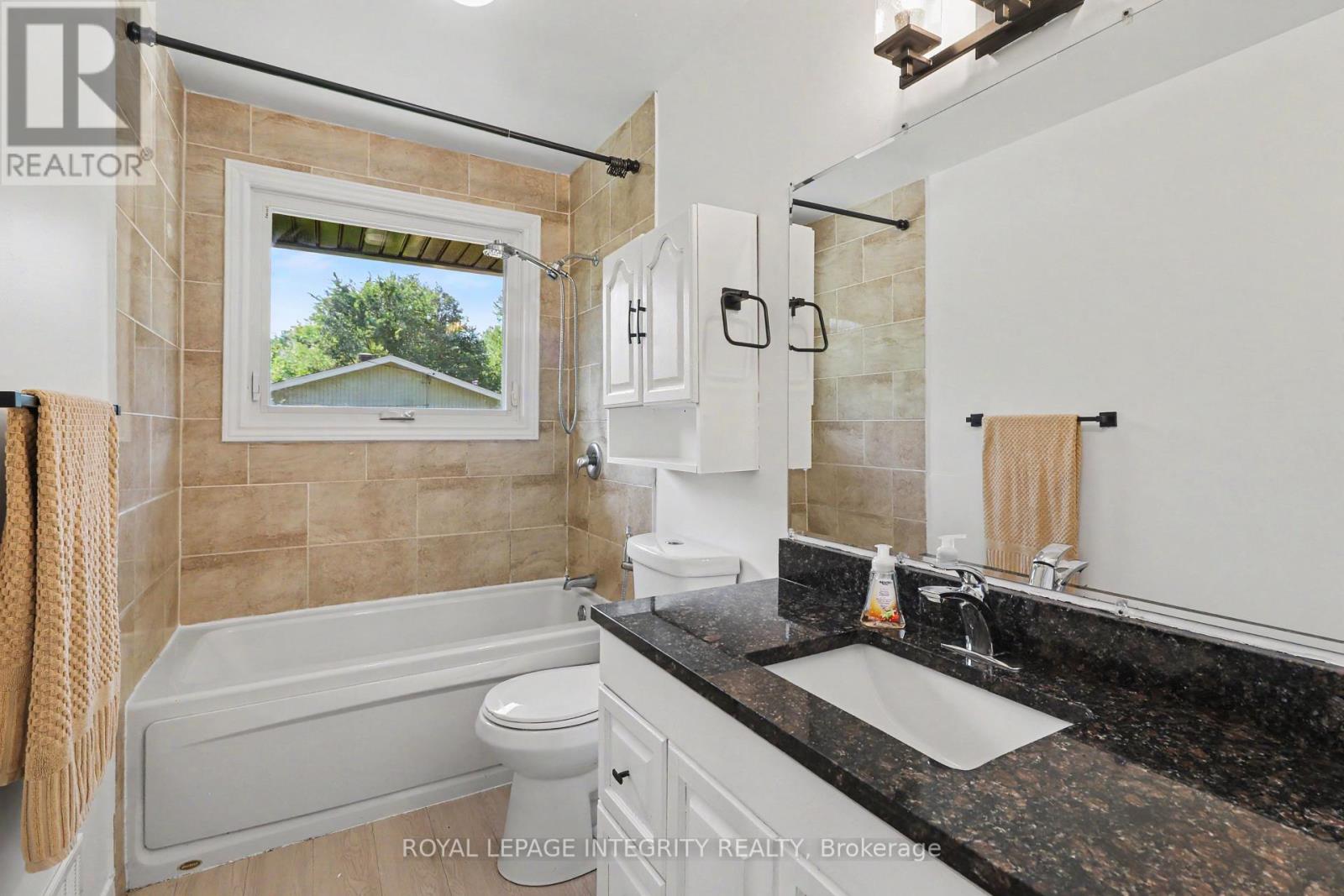 1034 Walkley Road, Ottawa, Ontario  K1V 6R2 - Photo 20 - X13697972