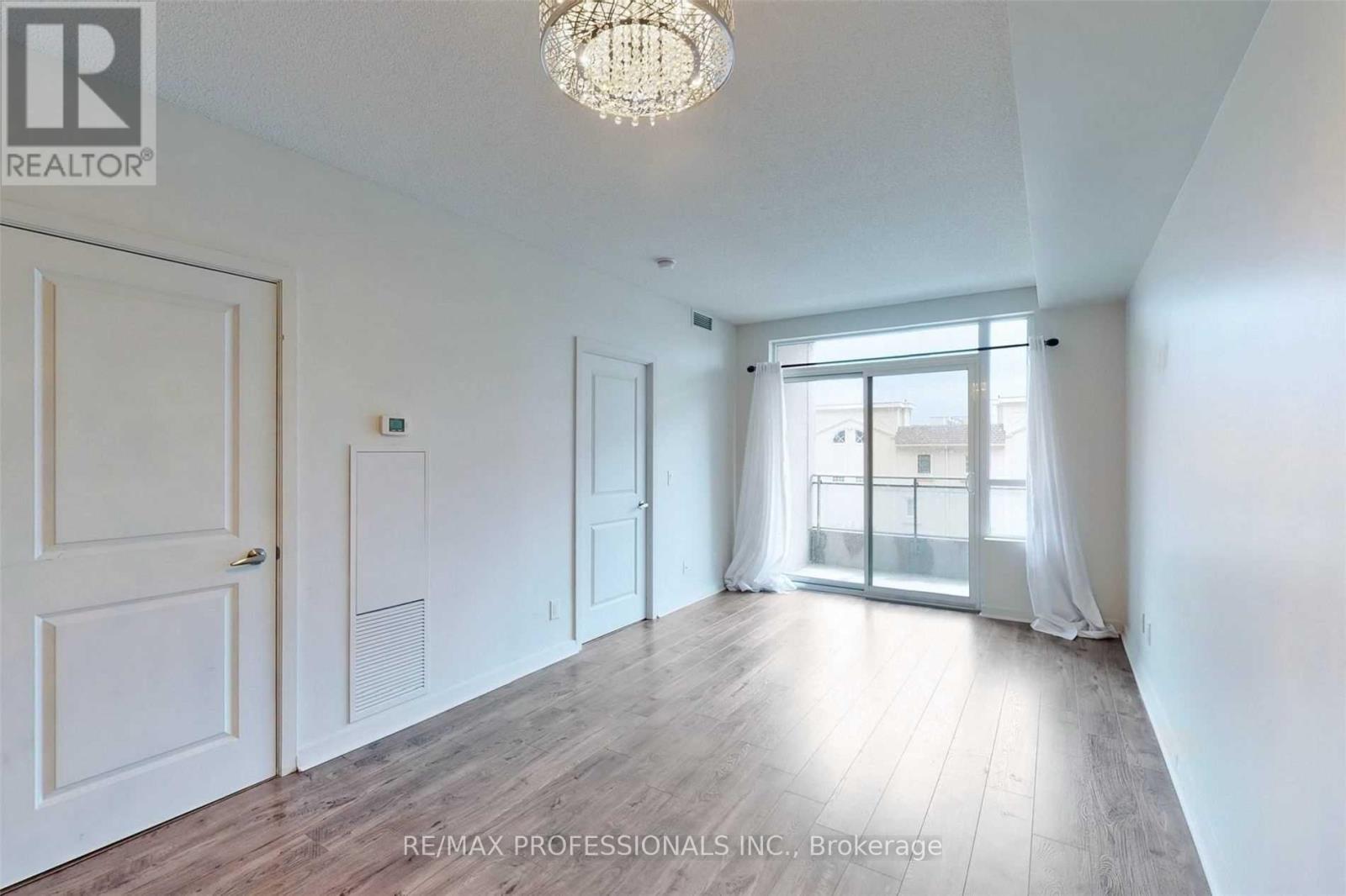 313 - 1235 Bayly Street, Pickering, Ontario  L1W 1L7 - Photo 10 - E13697978