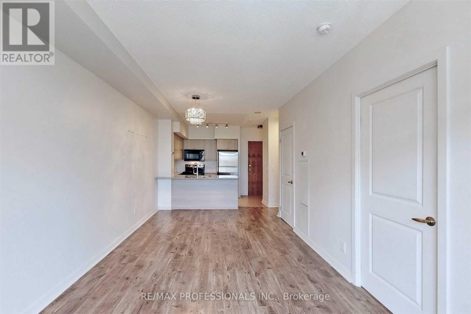 313 - 1235 Bayly Street, Pickering, Ontario  L1W 1L7 - Photo 11 - E13697978