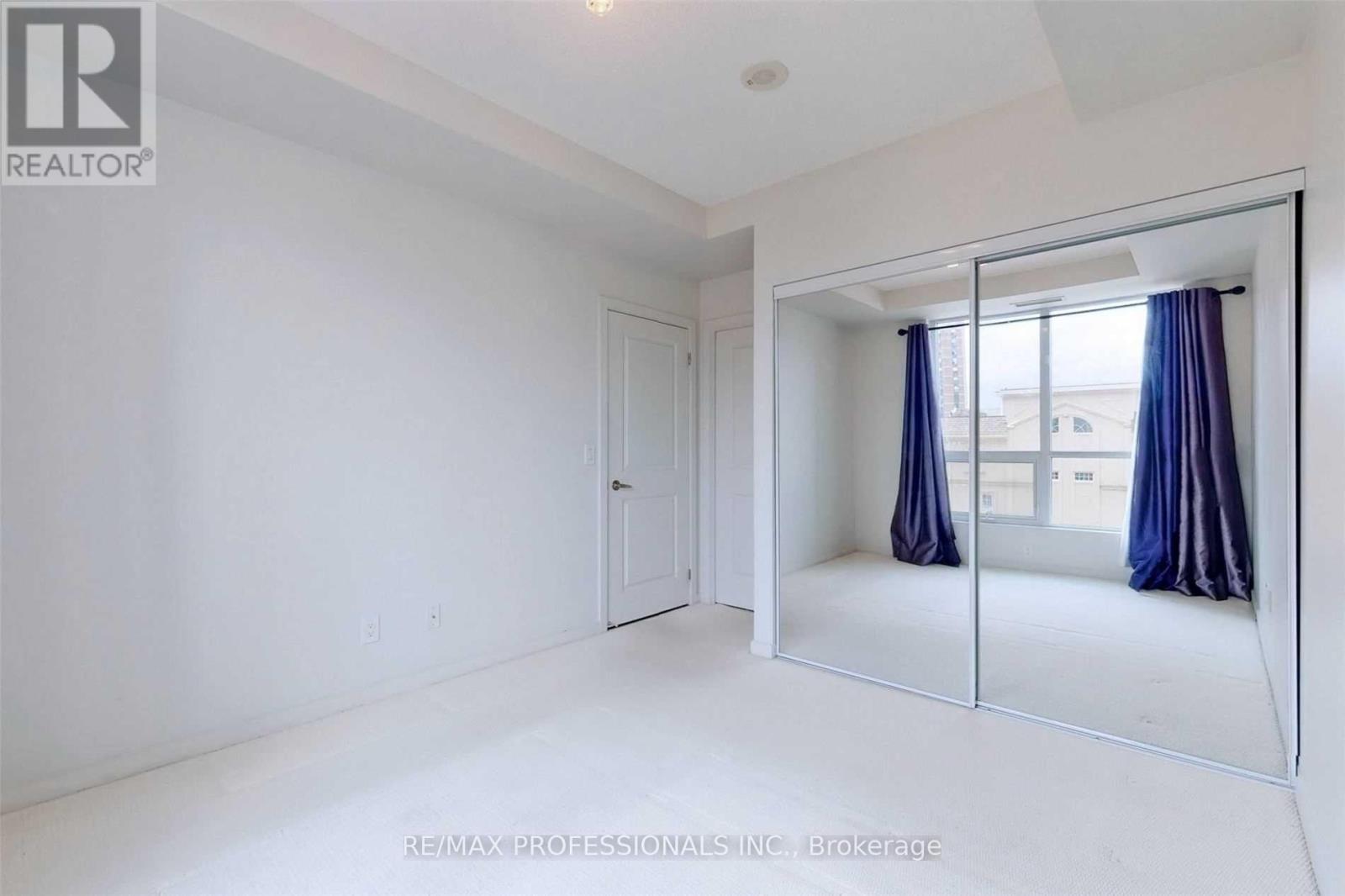 313 - 1235 Bayly Street, Pickering, Ontario  L1W 1L7 - Photo 17 - E13697978