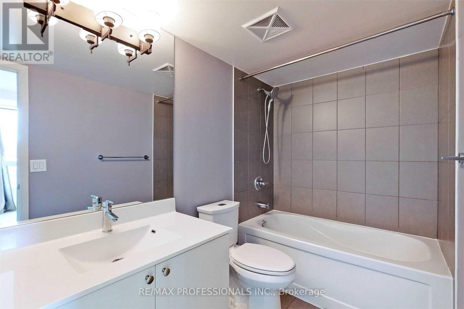 313 - 1235 Bayly Street, Pickering, Ontario  L1W 1L7 - Photo 18 - E13697978