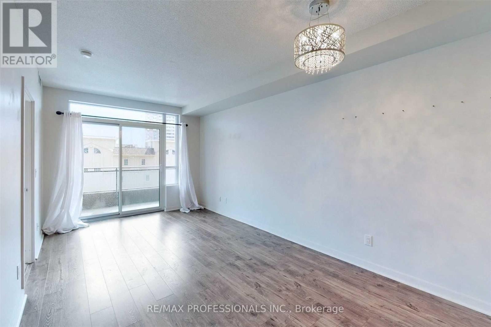 313 - 1235 Bayly Street, Pickering, Ontario  L1W 1L7 - Photo 8 - E13697978