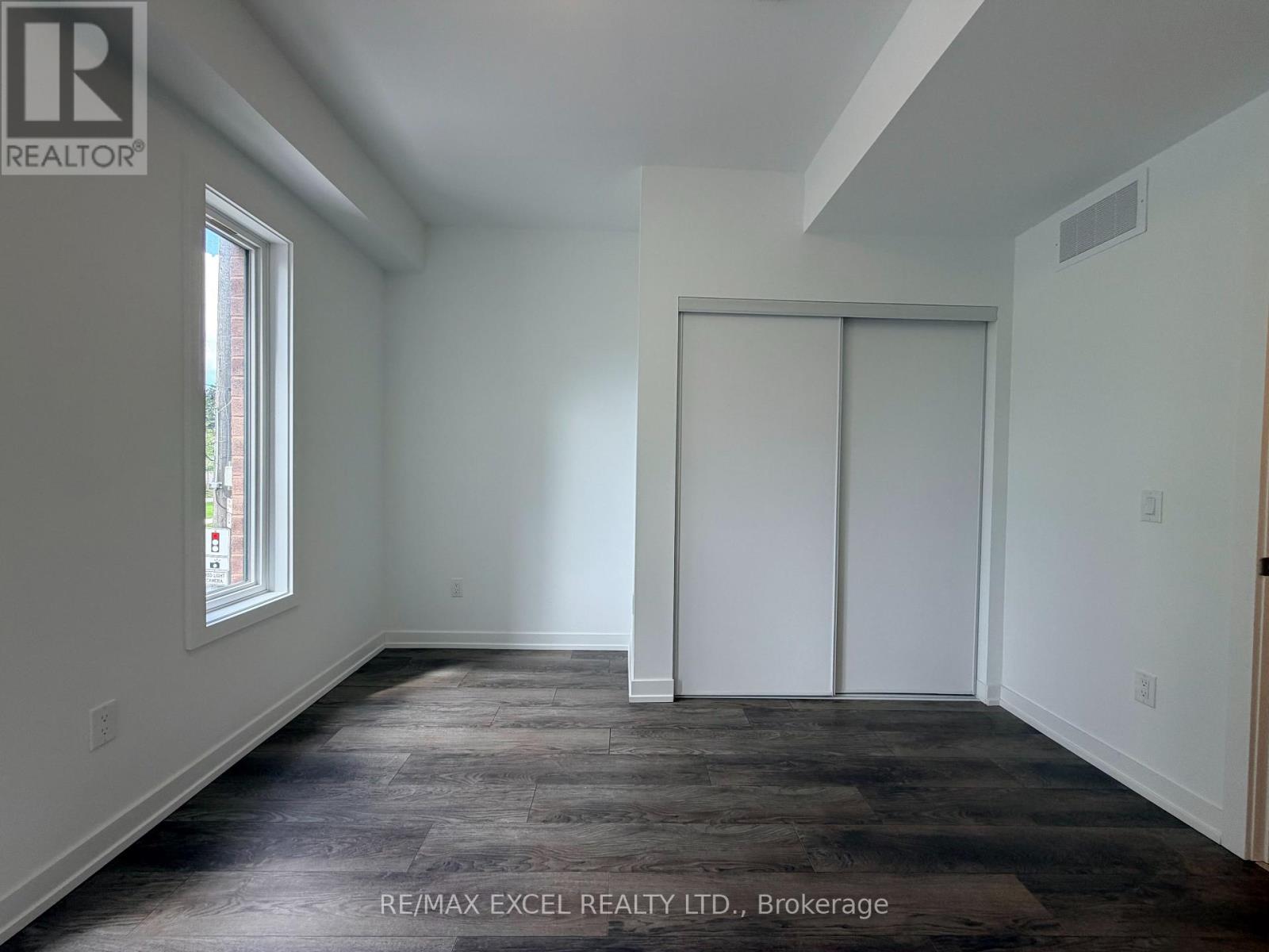 5 - 3069 Pharmacy Avenue, Toronto, Ontario  M1W 2H1 - Photo 16 - E13698020
