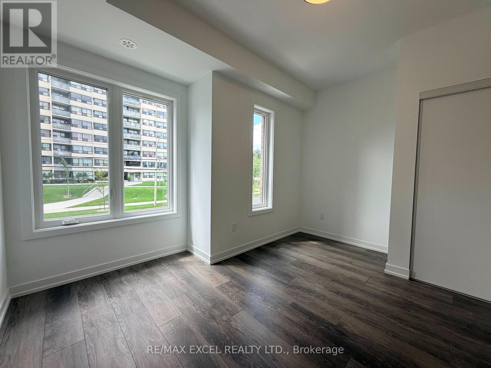5 - 3069 Pharmacy Avenue, Toronto, Ontario  M1W 2H1 - Photo 17 - E13698020