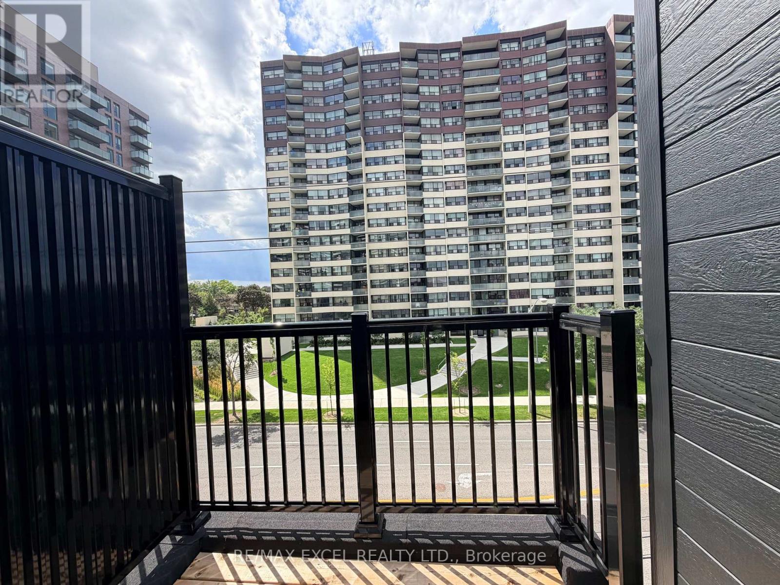 5 - 3069 Pharmacy Avenue, Toronto, Ontario  M1W 2H1 - Photo 40 - E13698020