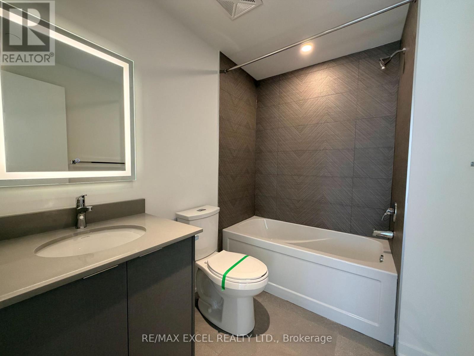 5 - 3069 Pharmacy Avenue, Toronto, Ontario  M1W 2H1 - Photo 49 - E13698020