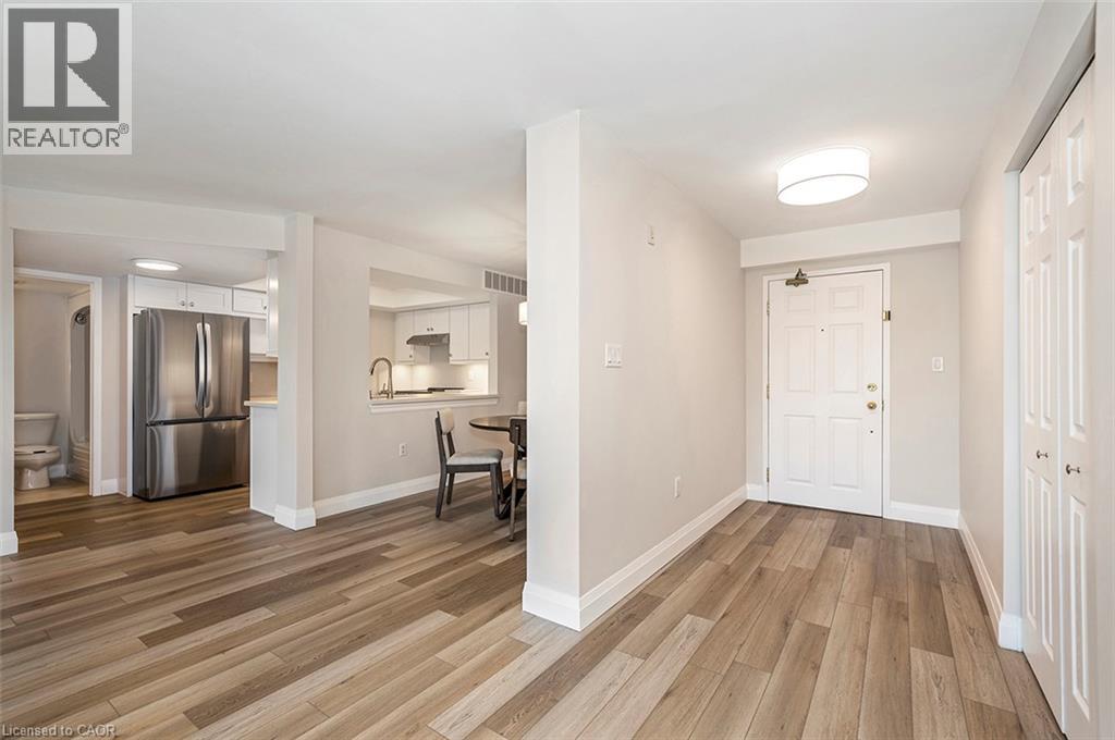 216 W Plains Road W Unit# B405, Burlington, Ontario  L7T 4K8 - Photo 7 - 40857214