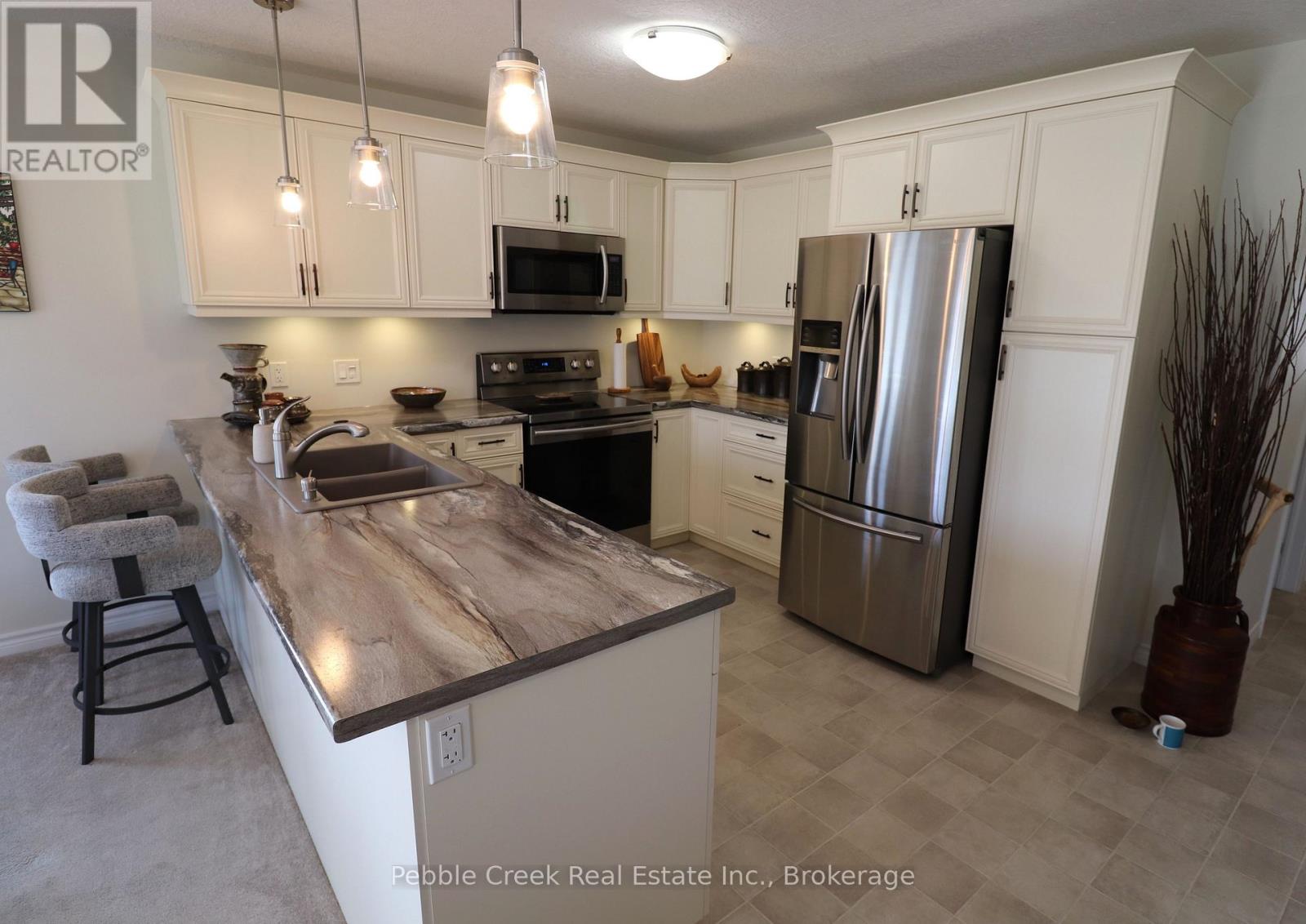20 Huron Heights Drive, Ashfield-Colborne-Wawanosh (Colborne), Ontario  N7A 0B1 - Photo 7 - X13697966