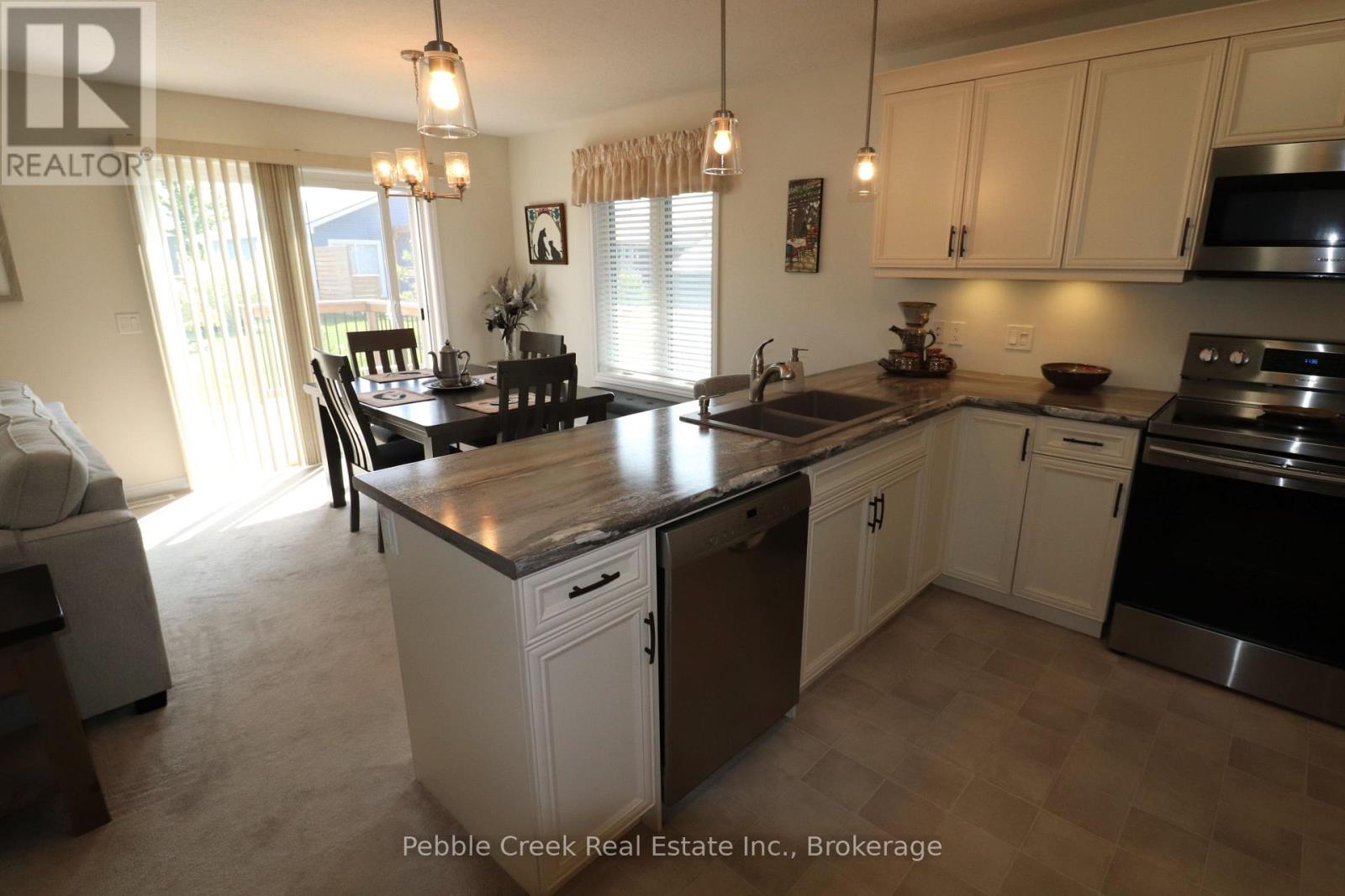 20 Huron Heights Drive, Ashfield-Colborne-Wawanosh (Colborne), Ontario  N7A 0B1 - Photo 9 - X13697966