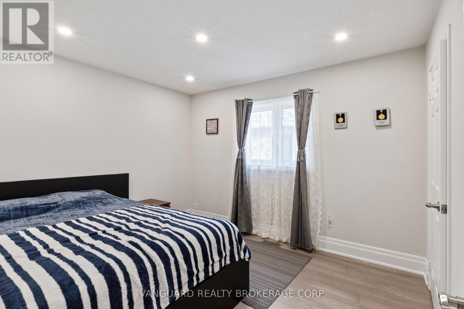 84 Sapphire Drive, Richmond Hill, Ontario  L4S 2E6 - Photo 20 - N13697930