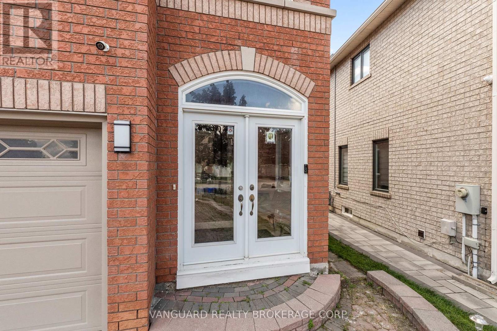 84 Sapphire Drive, Richmond Hill, Ontario  L4S 2E6 - Photo 43 - N13697930
