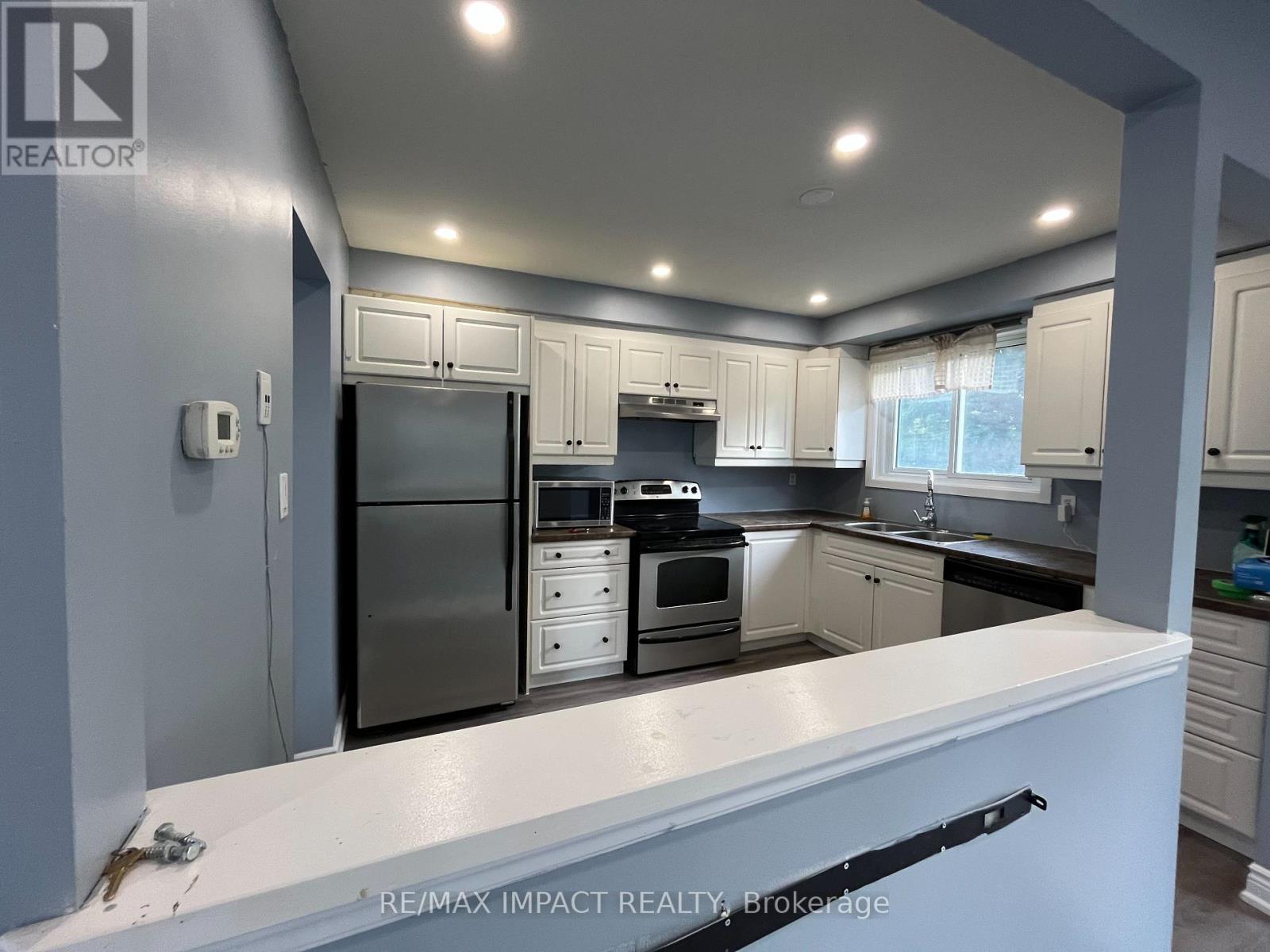 6 - 301 Garden Street, Whitby, Ontario  L1N 3W3 - Photo 6 - E13697744