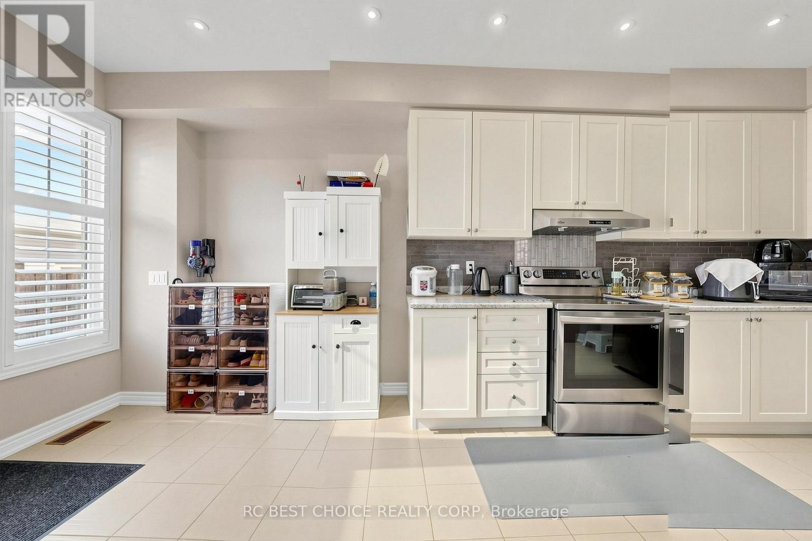 18 Chauncey Court, Markham, Ontario  L6B 1H1 - Photo 14 - N13697812