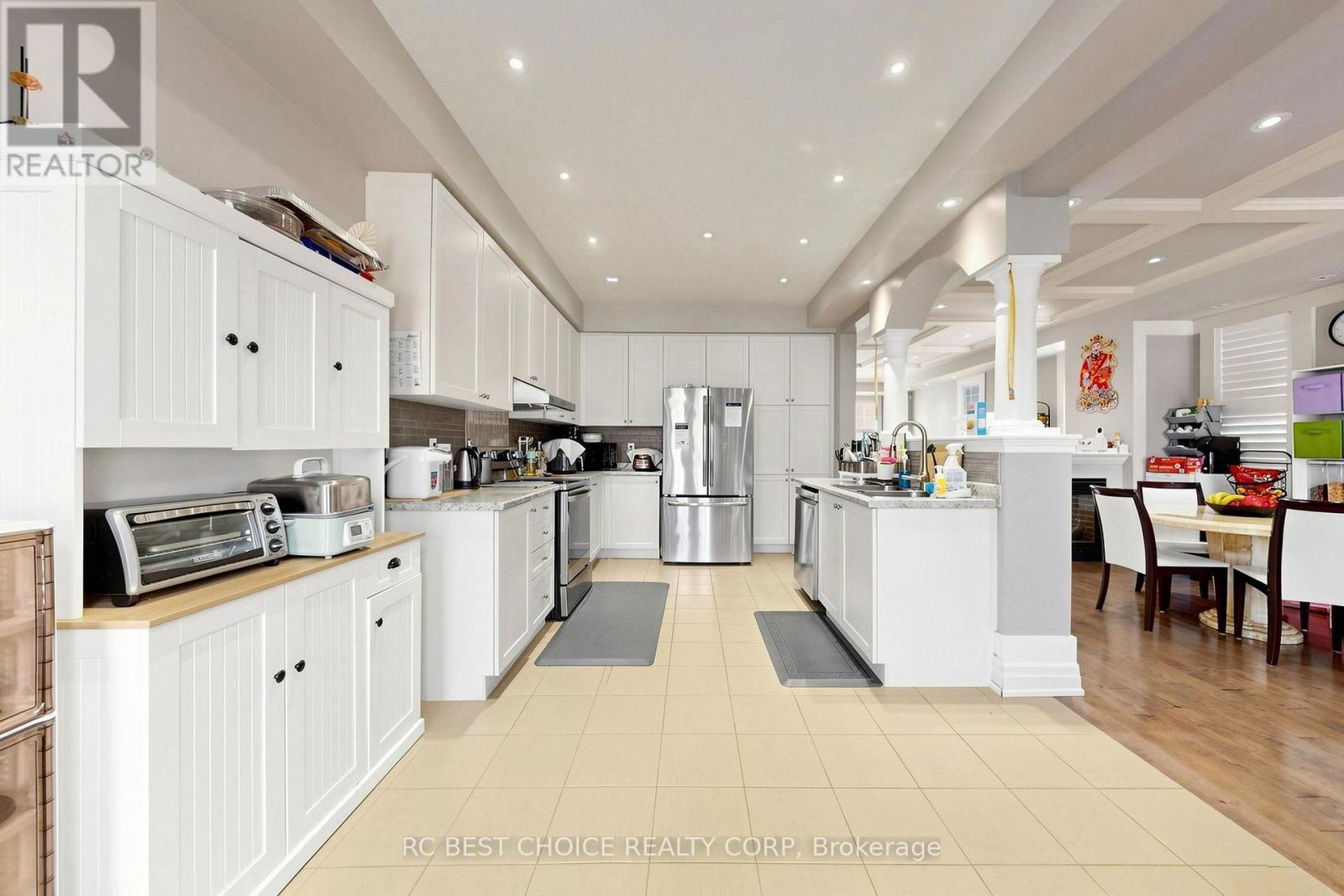 18 Chauncey Court, Markham, Ontario  L6B 1H1 - Photo 6 - N13697812