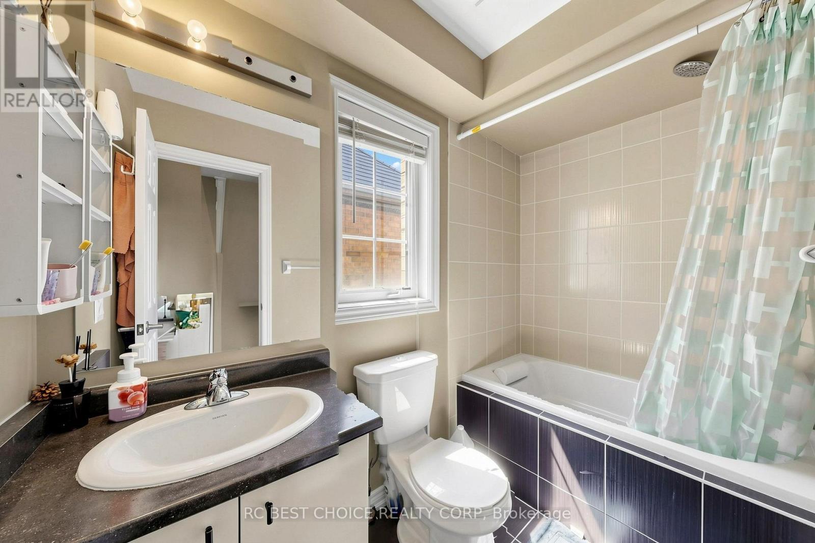 18 Chauncey Court, Markham, Ontario  L6B 1H1 - Photo 34 - N13697812