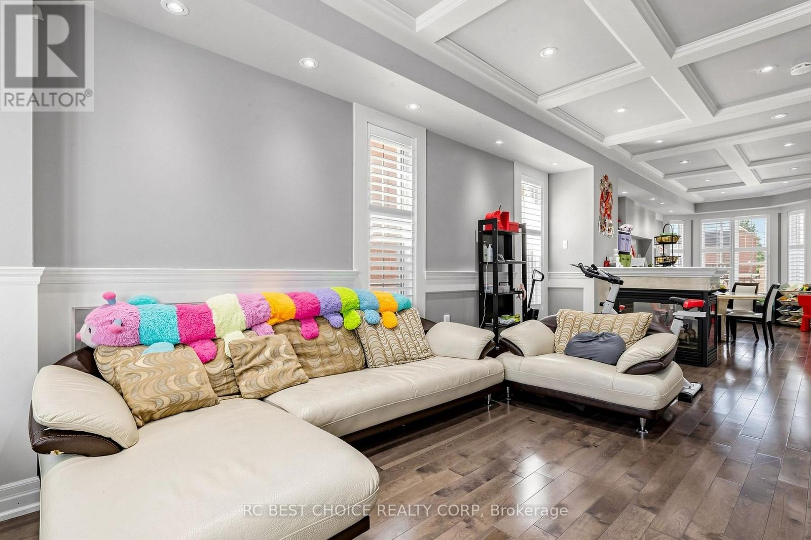 18 Chauncey Court, Markham, Ontario  L6B 1H1 - Photo 5 - N13697812