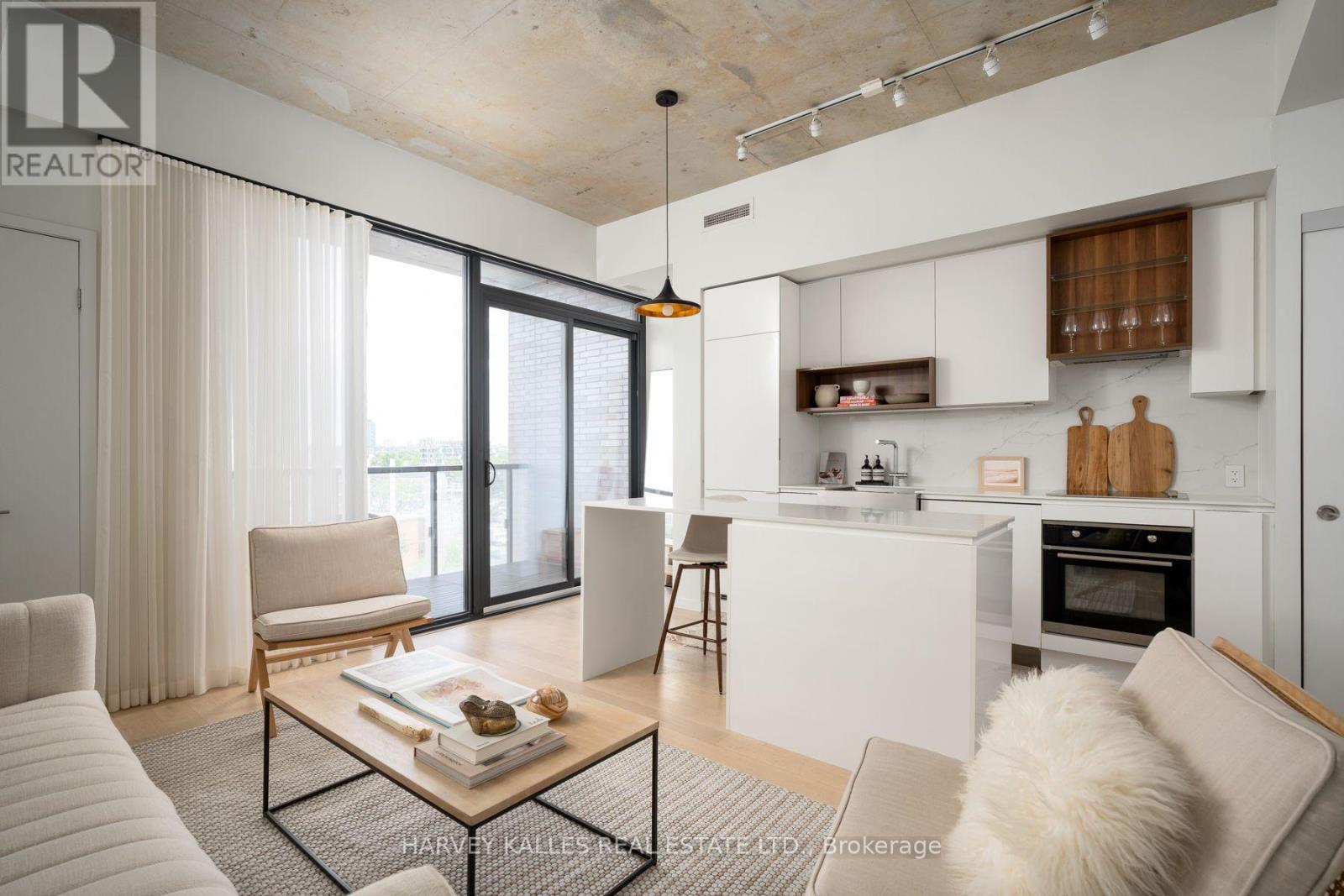 809 - 383 SORAUREN AVENUE, Toronto, Ontario