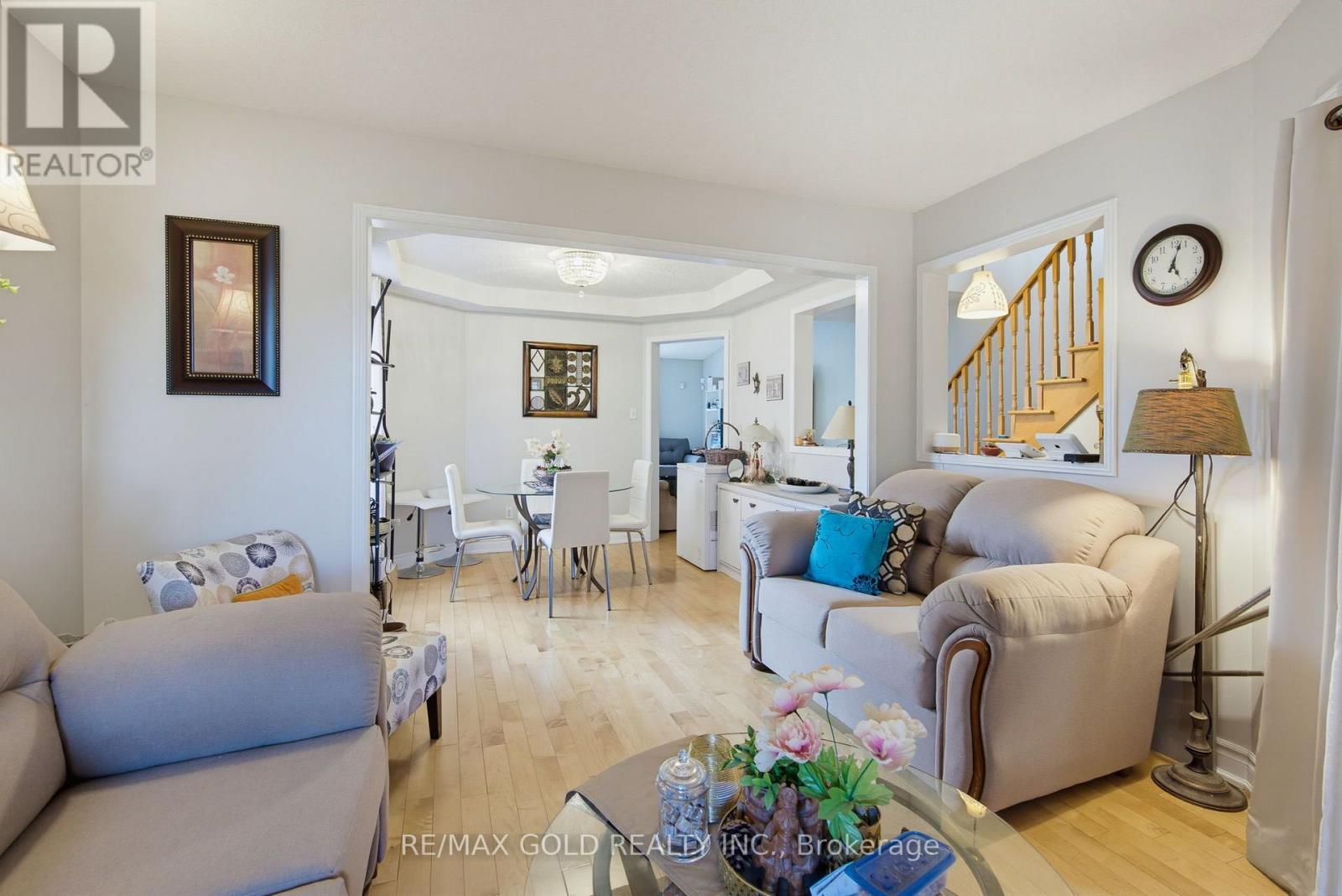 51 Alaskan Summit Court, Brampton, Ontario L6R 1N9 - Photo 5 - W13697962