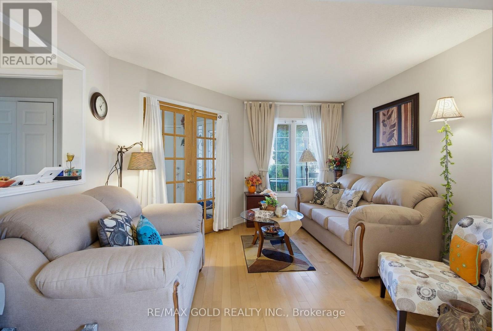 51 Alaskan Summit Court, Brampton, Ontario L6R 1N9 - Photo 6 - W13697962
