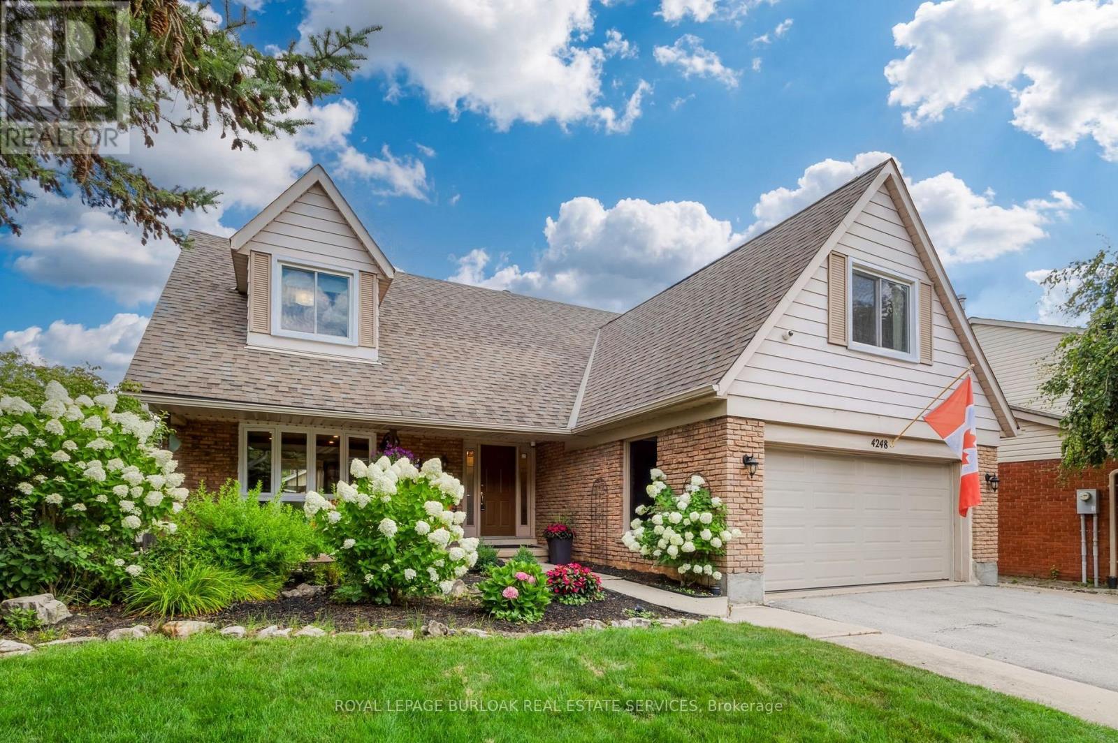 4248 Dunvegan Road, Burlington, Ontario  L7L 1P8 - Photo 3 - W13697974
