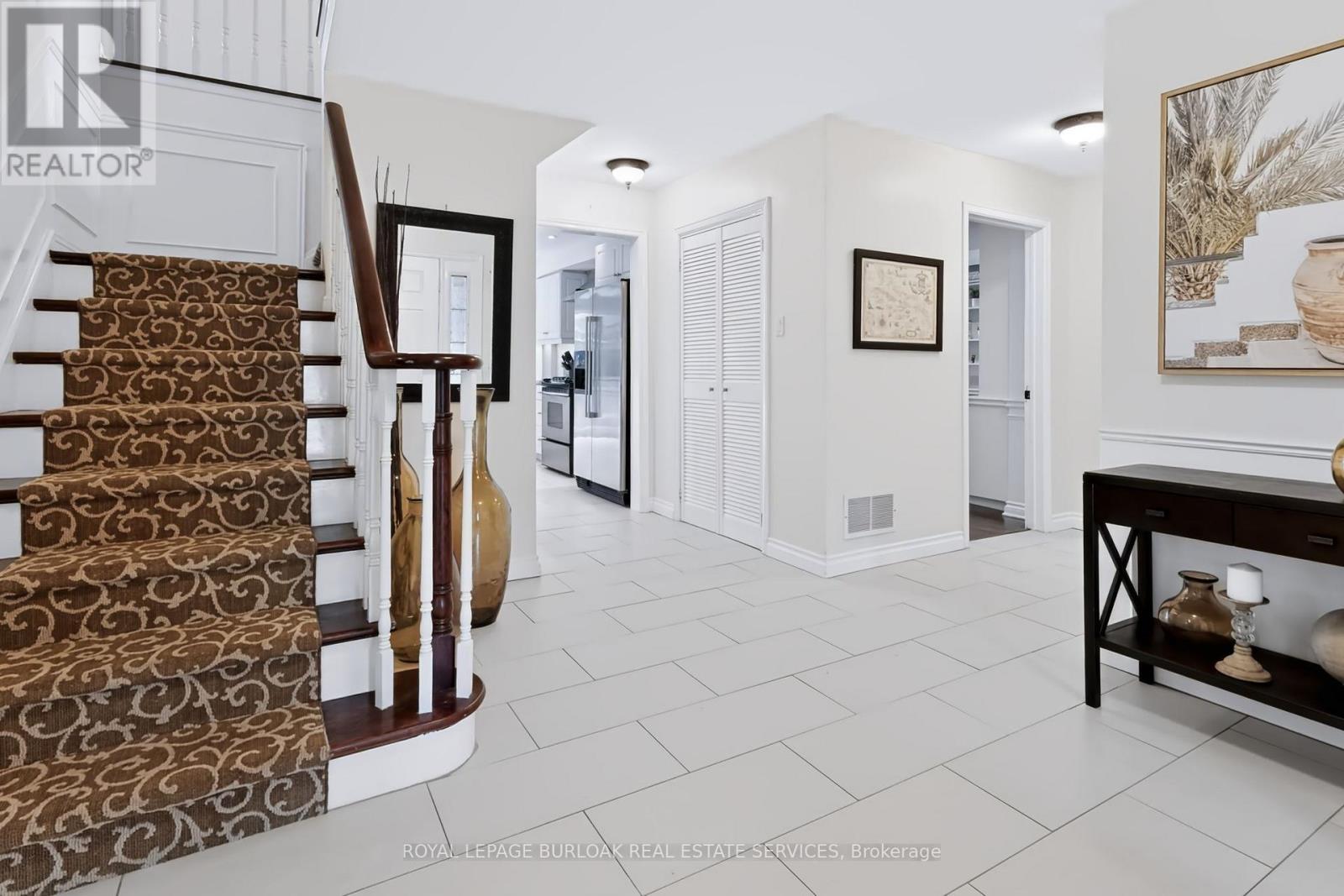 4248 Dunvegan Road, Burlington, Ontario  L7L 1P8 - Photo 6 - W13697974