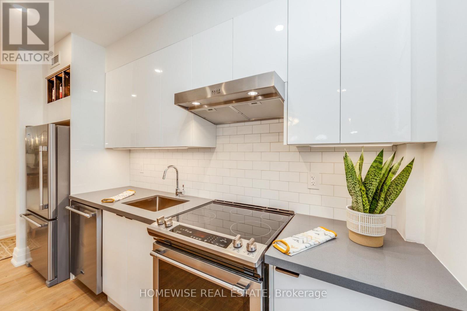 101 - 1340 King Street W, Toronto, Ontario  M6K 1H1 - Photo 14 - W13697986